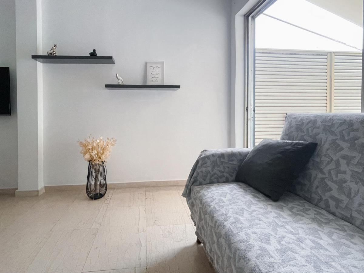 2-bedroom Atelier Near The Center Apartmán *